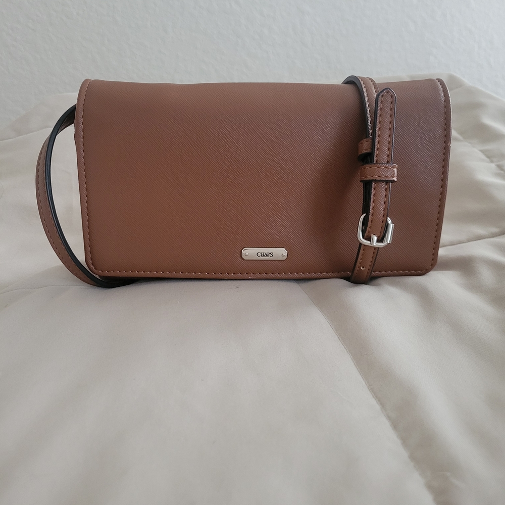 CHAPS Brown Crossbody Bag. PREOWNED.
